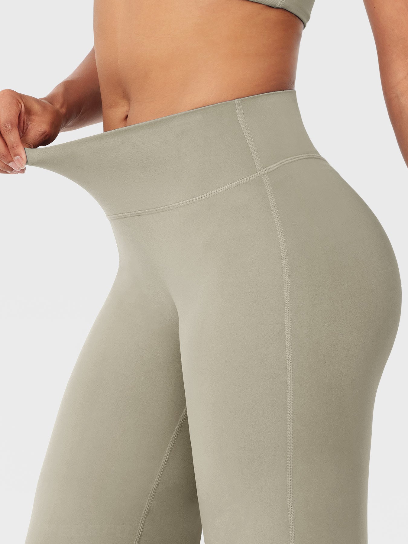 Everyday Ease Straight Leggings
